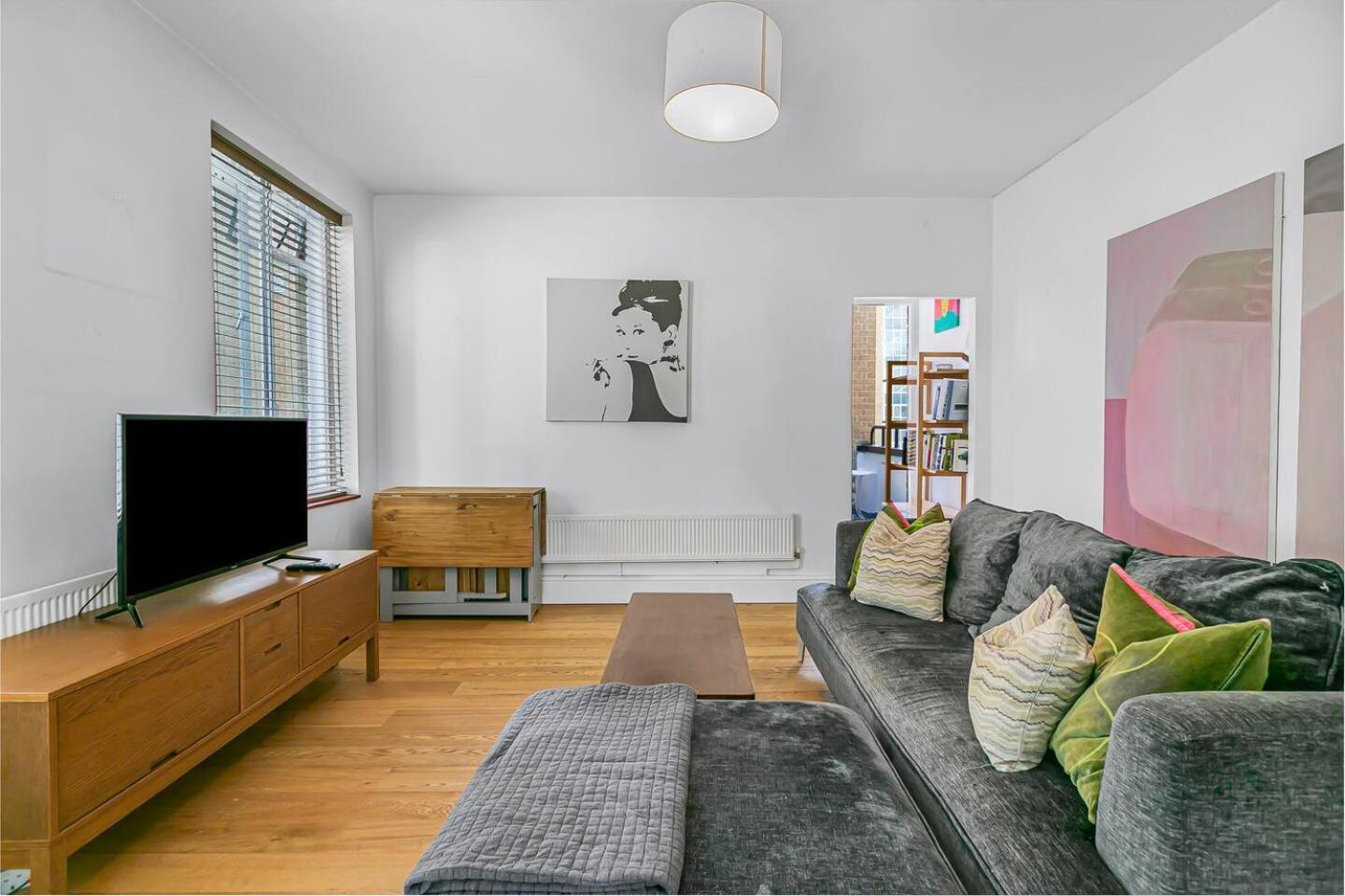 Modern And Cosy Flat In Little Venice Londres