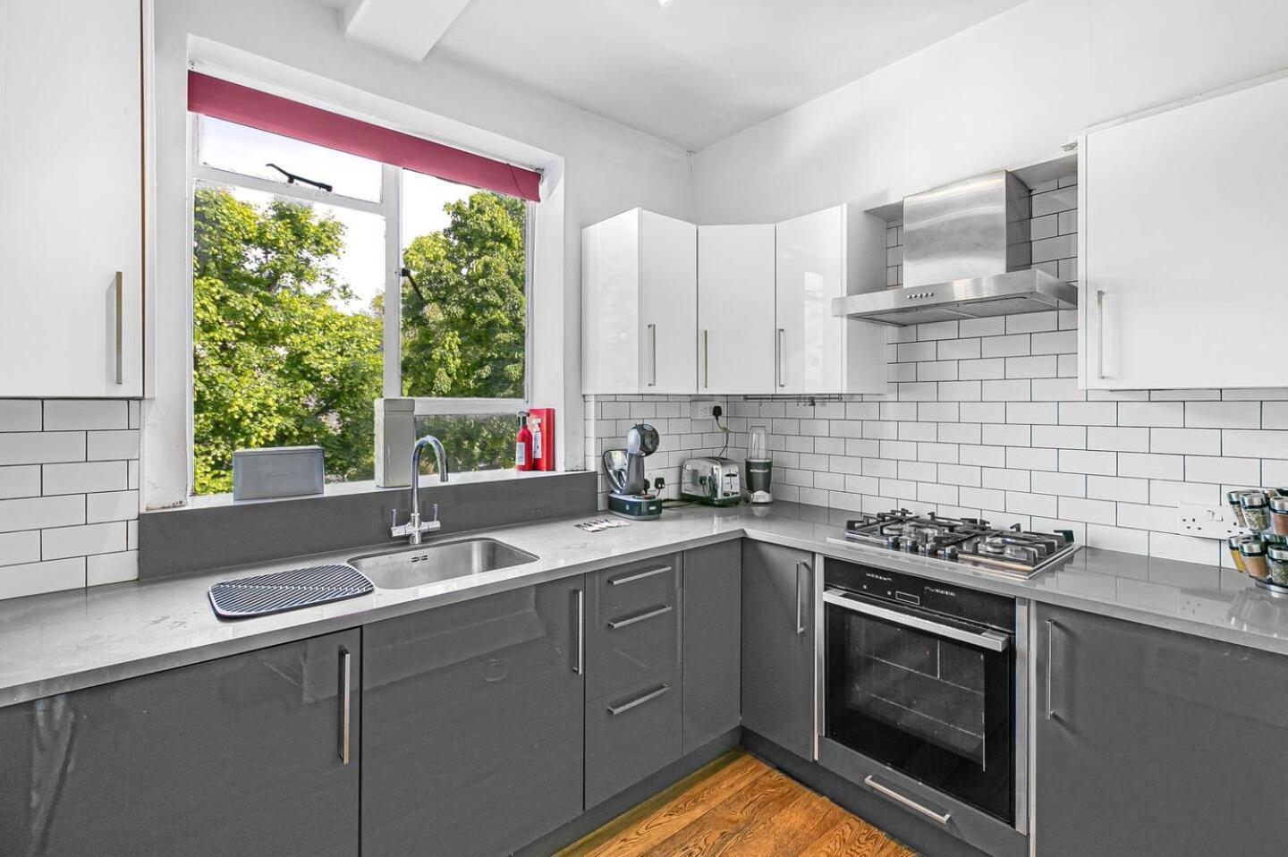 Modern And Cosy Flat In Little Venice * Londres